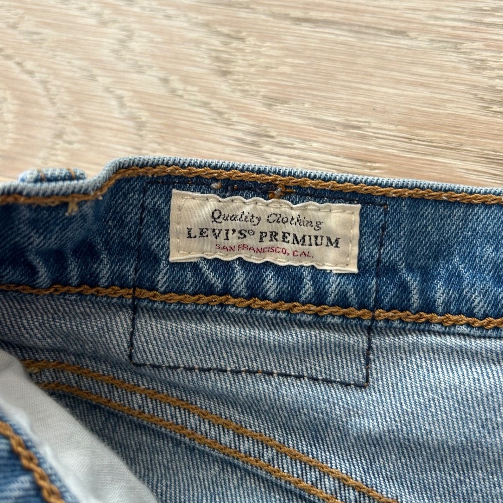 Levis Premium Ribcage Shorts 26 Blue Denim High Rise Be Happy Embroidered Short - Picture 4 of 9
